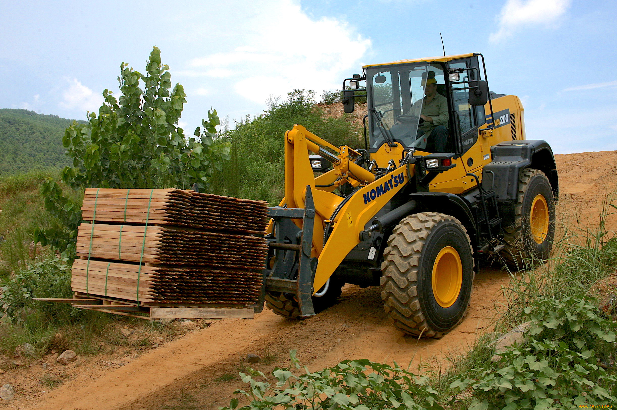 ,  , wheel, loader